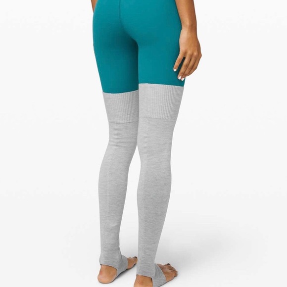 NWT Lululemon Evolution Leg Warmer - Picture 2 of 3